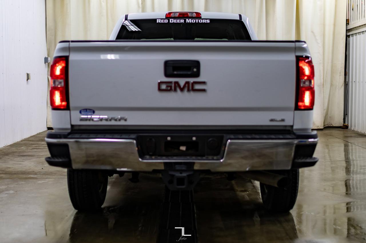 2019 GMC Sierra 2500HD 4x4 Crew Cab SLE Leather Red Deer AB