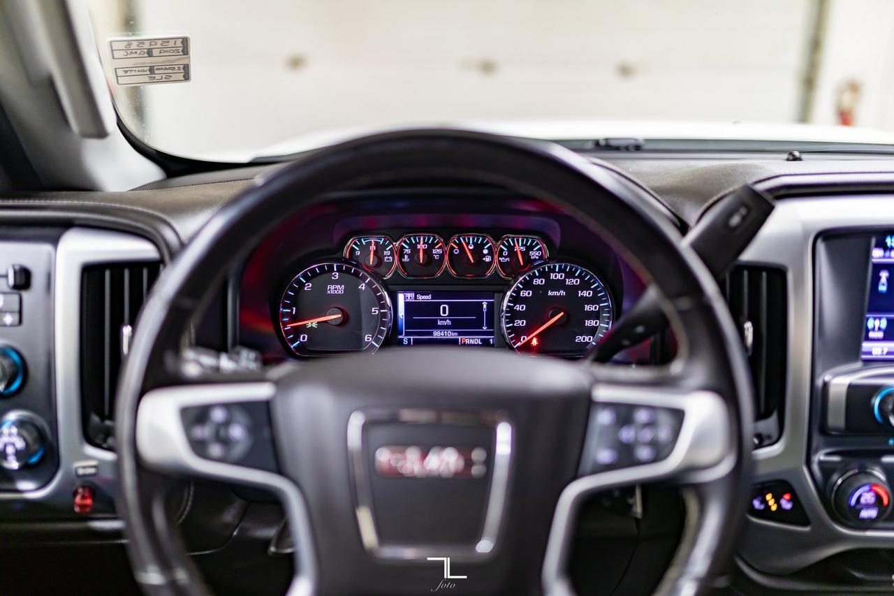 2019 GMC Sierra 2500HD 4x4 Crew Cab SLE Leather Red Deer AB