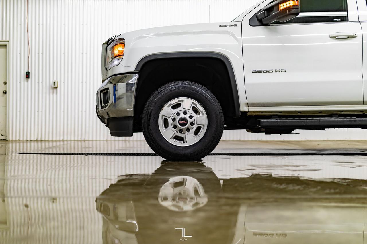 2019 GMC Sierra 2500HD 4x4 Crew Cab SLE Leather Red Deer AB