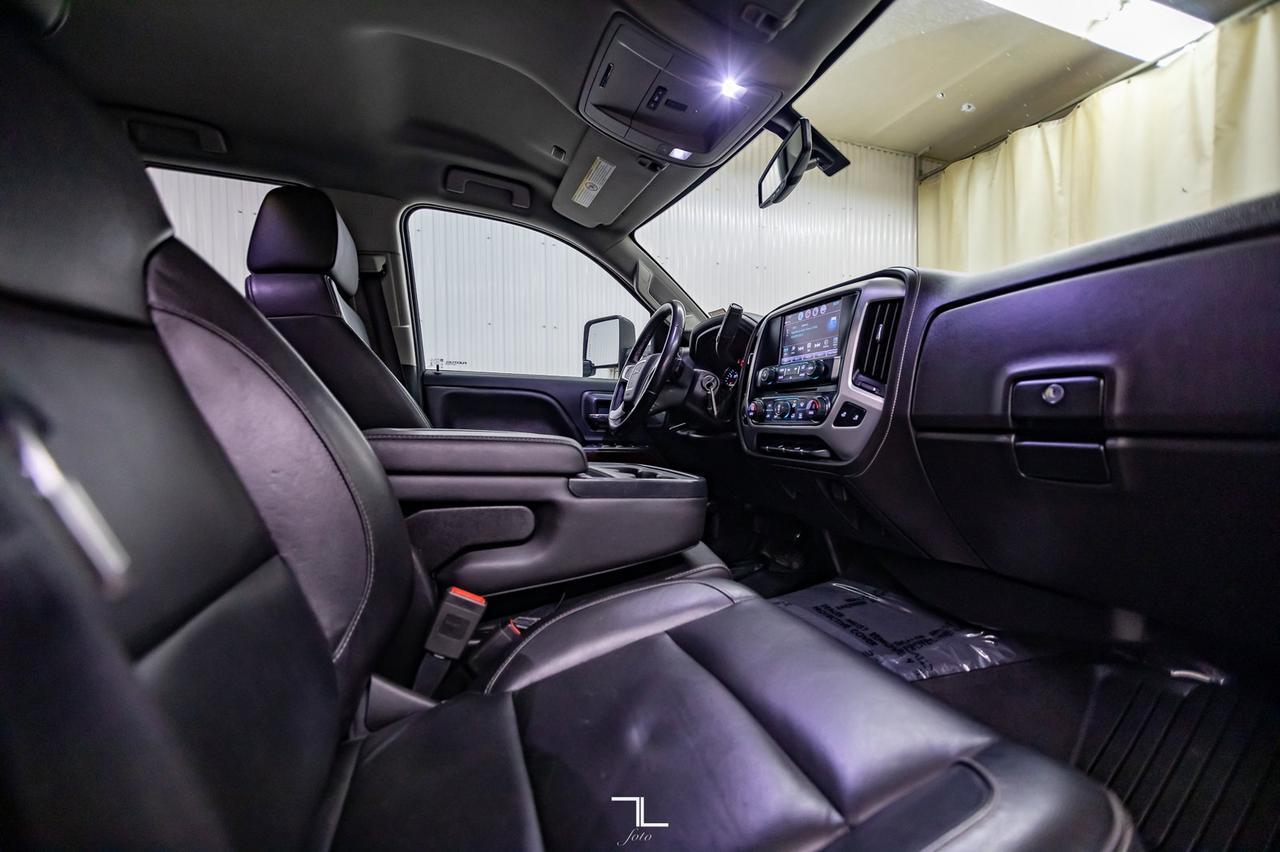 2019 GMC Sierra 2500HD 4x4 Crew Cab SLE Leather Red Deer AB