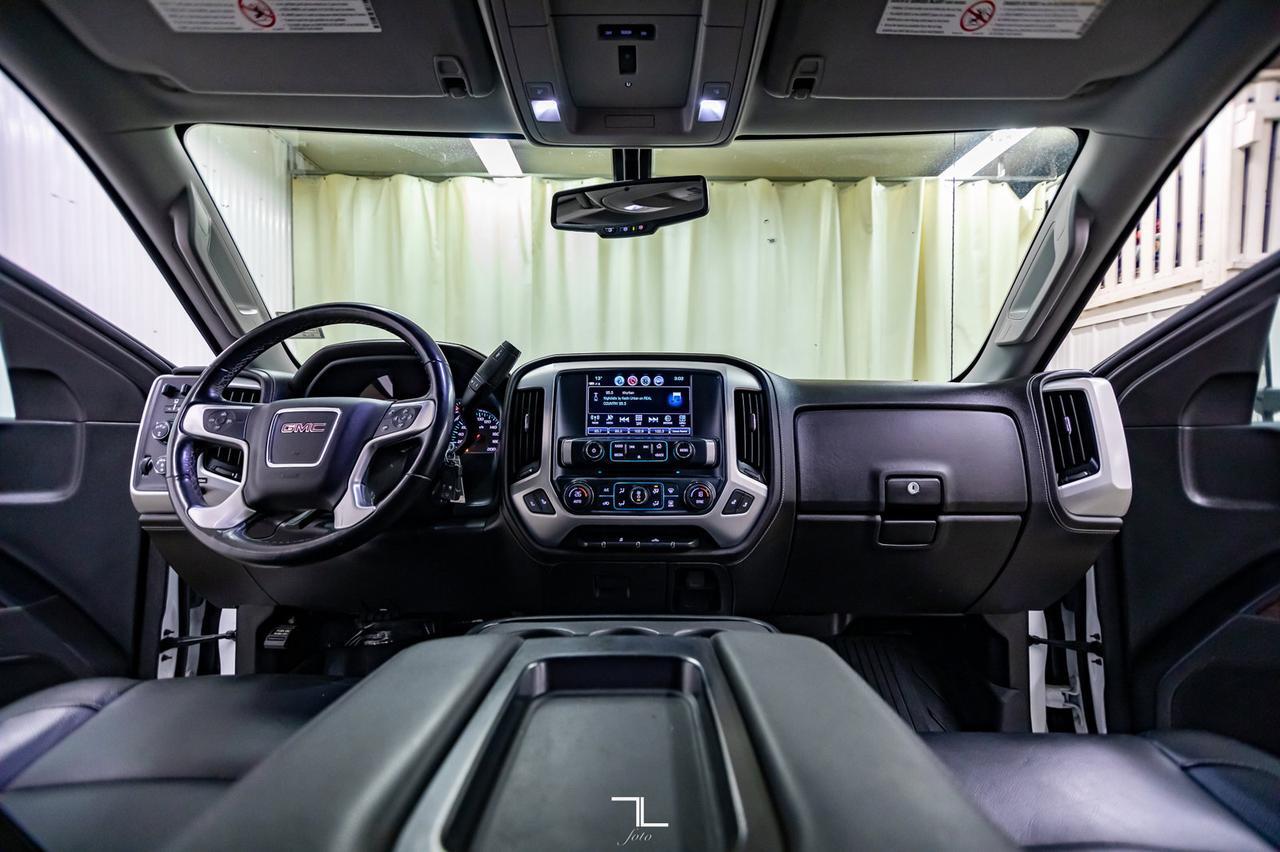 2019 GMC Sierra 2500HD 4x4 Crew Cab SLE Leather Red Deer AB