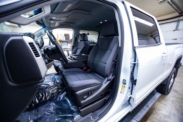 2019 GMC Sierra 2500HD 4x4 Crew Cab SLE Z71 BCam Red Deer AB