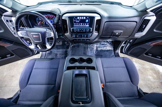 2019 GMC Sierra 2500HD 4x4 Crew Cab SLE Z71 BCam Red Deer AB