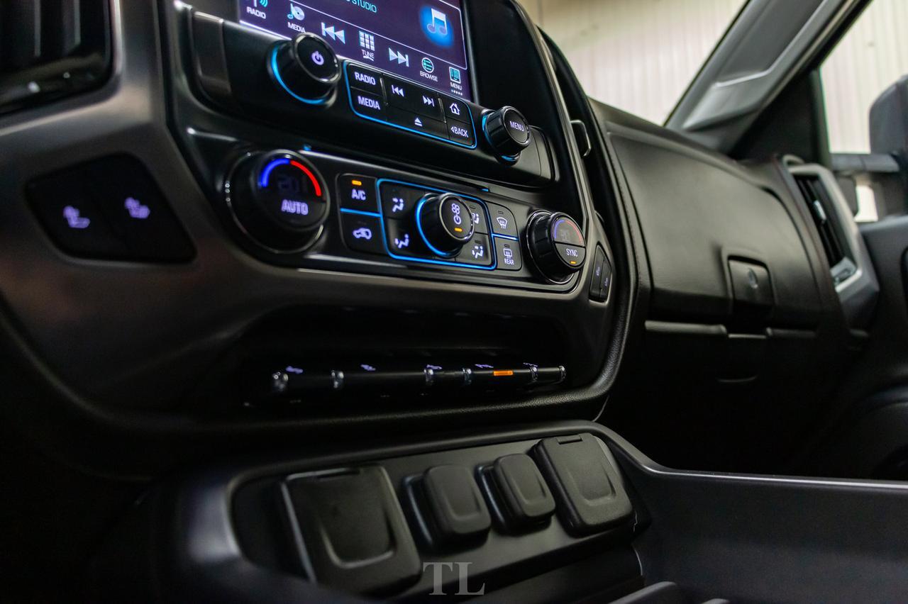 2019 GMC Sierra 2500HD 4x4 Crew Cab SLT All Terrain Leather BCam Red Deer AB