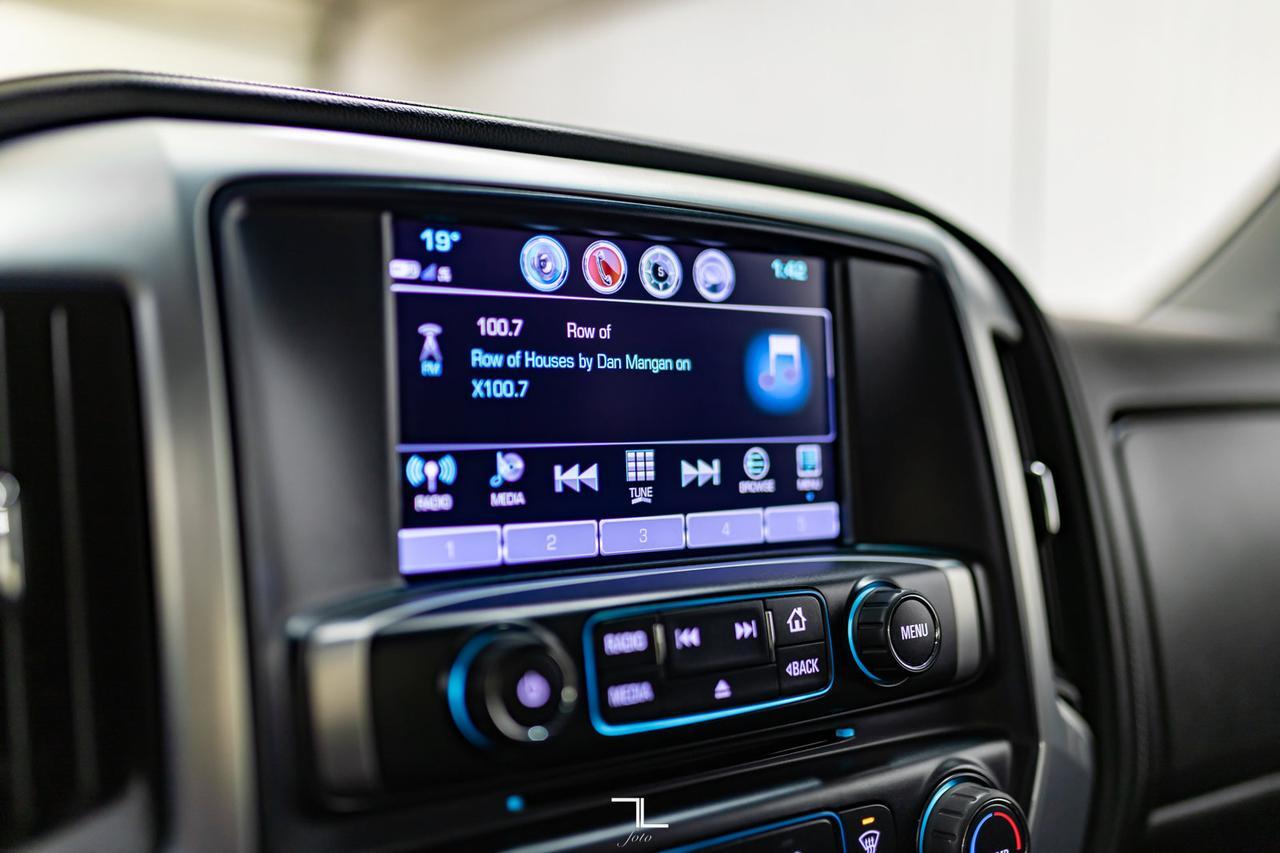2019 GMC Sierra 2500HD 4x4 Dbl Cab SLE Z71 BCam Bluetooth Red Deer AB