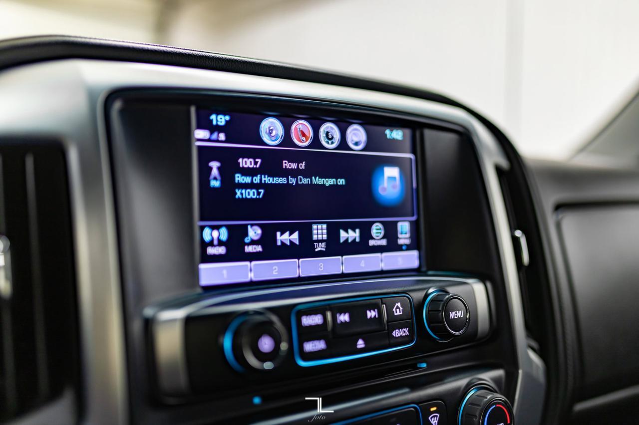 2019 GMC Sierra 2500HD 4x4 Dbl Cab SLE Z71 BCam Bluetooth Red Deer AB