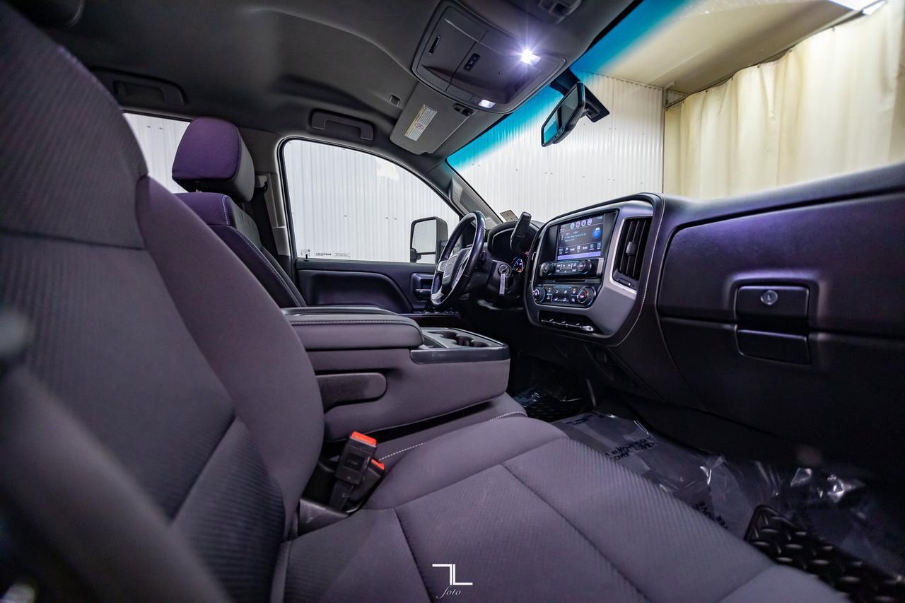 2019 GMC Sierra 2500HD 4x4 Dbl Cab SLE Z71 BCam Bluetooth Red Deer AB
