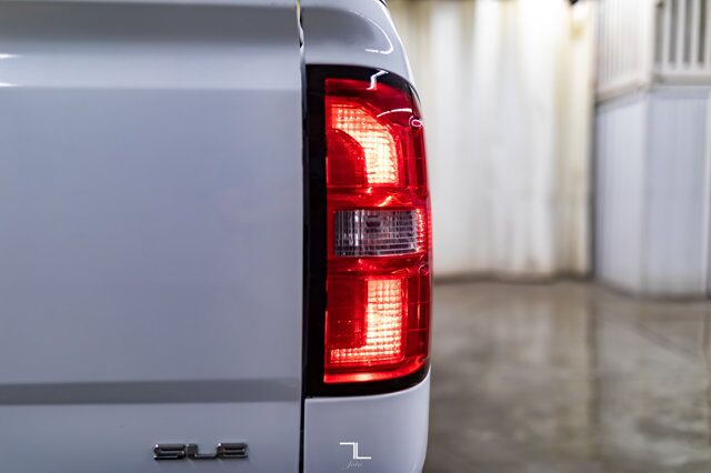 2019 GMC Sierra 2500HD 4x4 Dbl Cab SLE Z71 BCam Bluetooth Red Deer AB