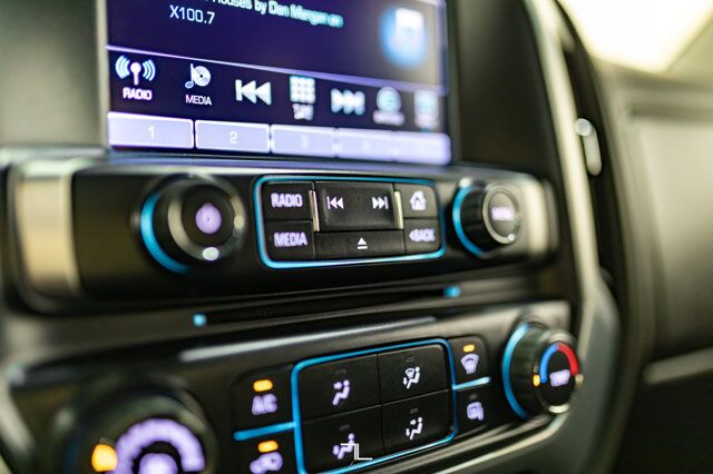 2019 GMC Sierra 2500HD 4x4 Dbl Cab SLE Z71 BCam Bluetooth Red Deer AB