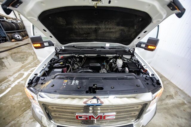 2019 GMC Sierra 2500HD 4x4 Dbl Cab SLE Z71 BCam Bluetooth Red Deer AB