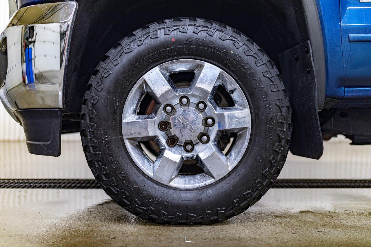 2019 GMC Sierra 2500HD 4x4 Dbl Cab SLE Z71 BCam Red Deer AB