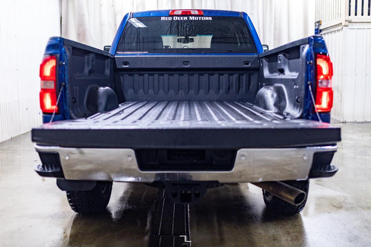 2019 GMC Sierra 2500HD 4x4 Dbl Cab SLE Z71 BCam Red Deer AB