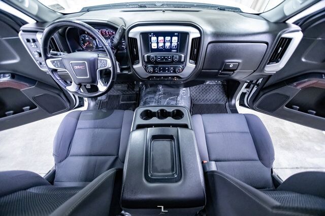 2019 GMC Sierra 2500HD 4x4 Double Cab SLE BCam Red Deer AB