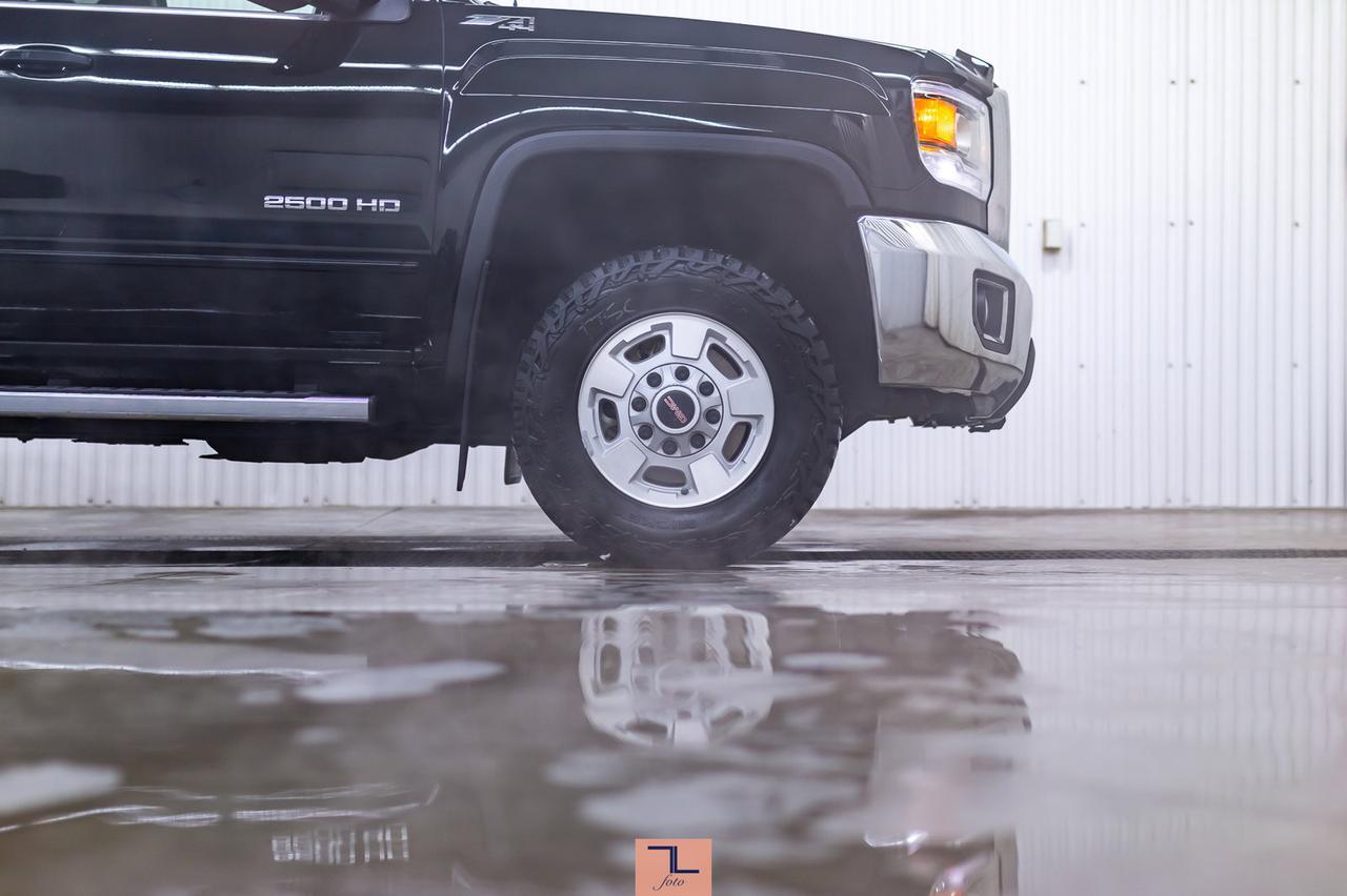 2019 GMC Sierra 2500HD 4x4 Double Cab SLE Z71 BCam Red Deer AB