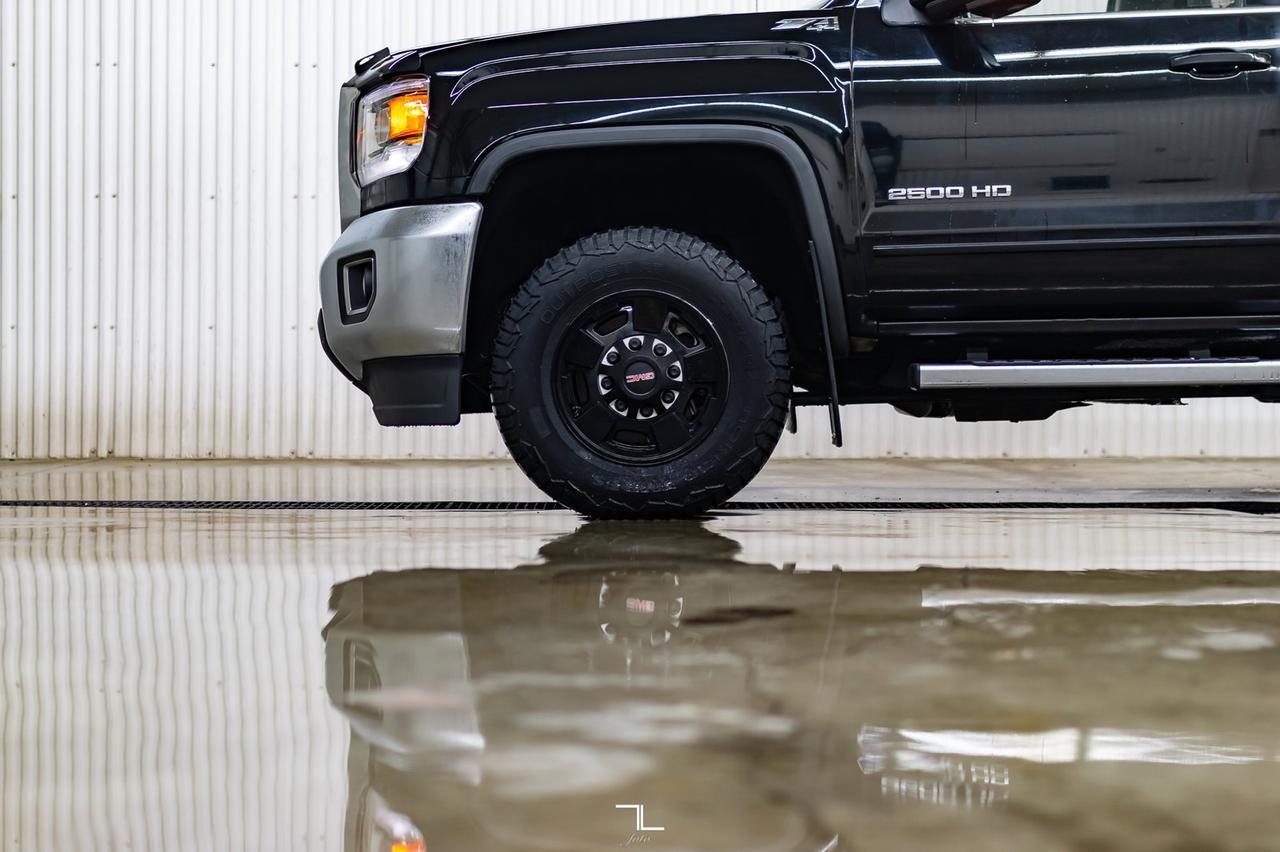 2019 GMC Sierra 2500HD 4x4 Double Cab SLE Z71 BCam Red Deer AB