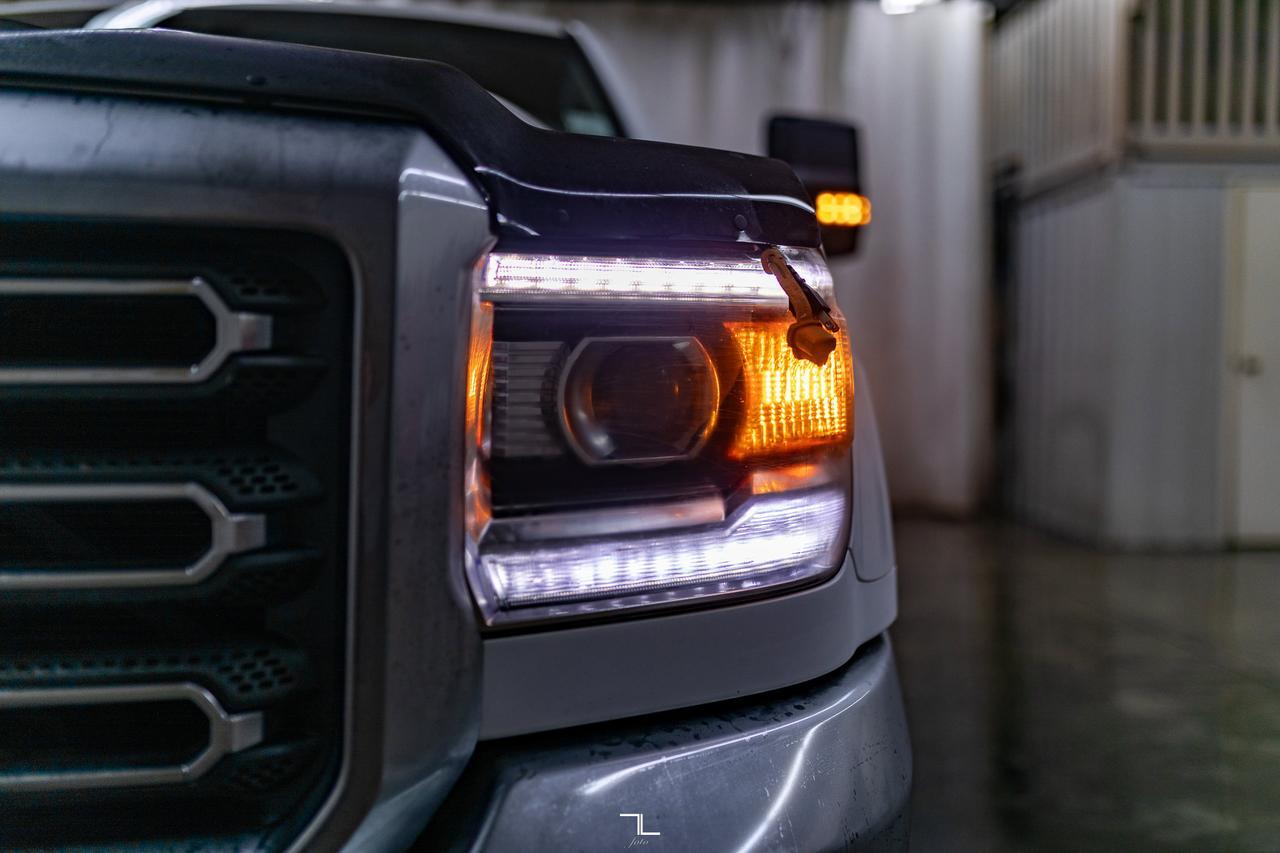 2019 GMC Sierra 2500HD 4x4 Reg Cab WT Longbox BCam Red Deer AB