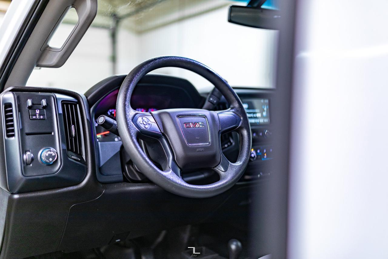 2019 GMC Sierra 2500HD 4x4 Reg Cab WT Longbox BCam Red Deer AB