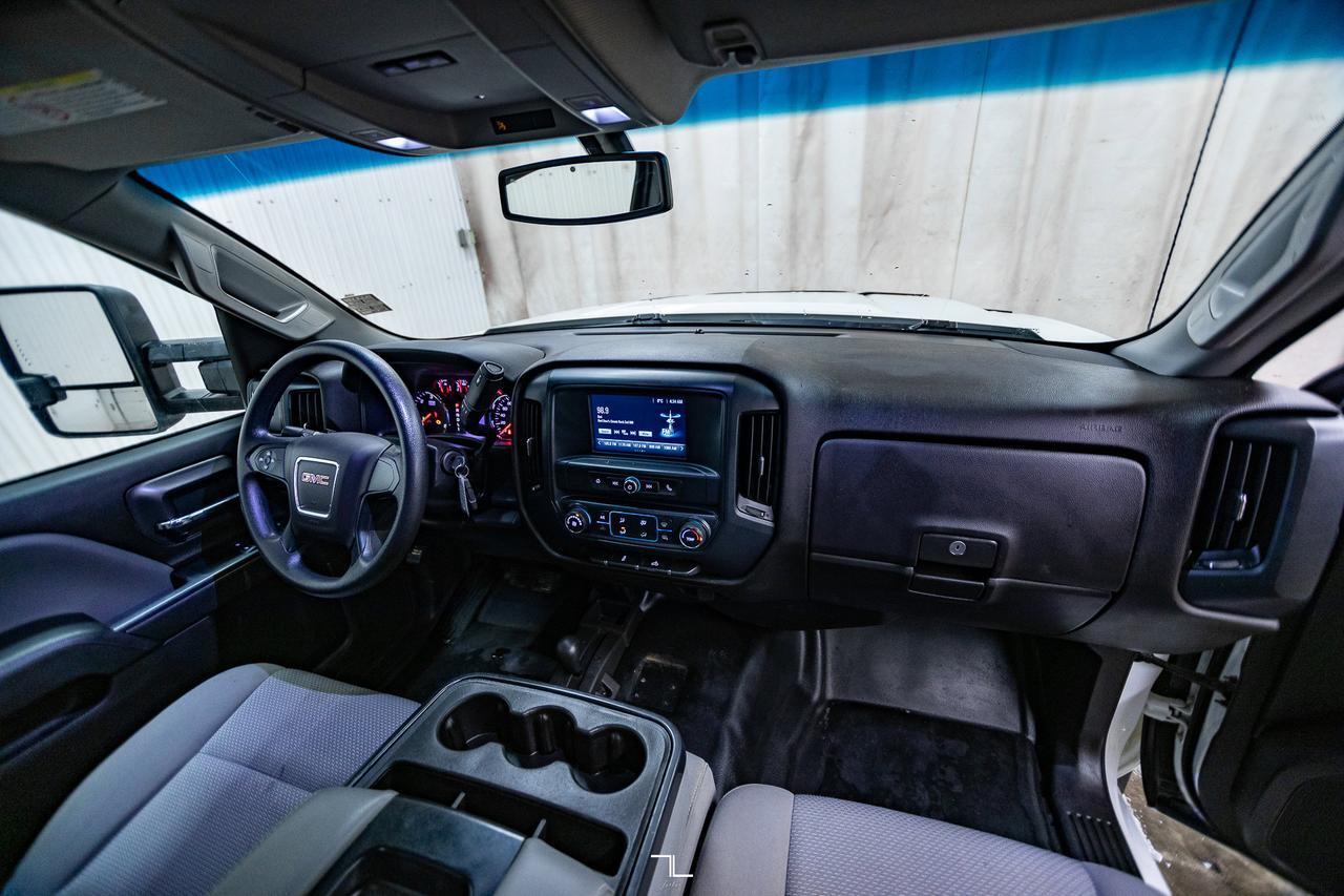 2019 GMC Sierra 2500HD 4x4 Reg Cab WT Longbox BCam Red Deer AB