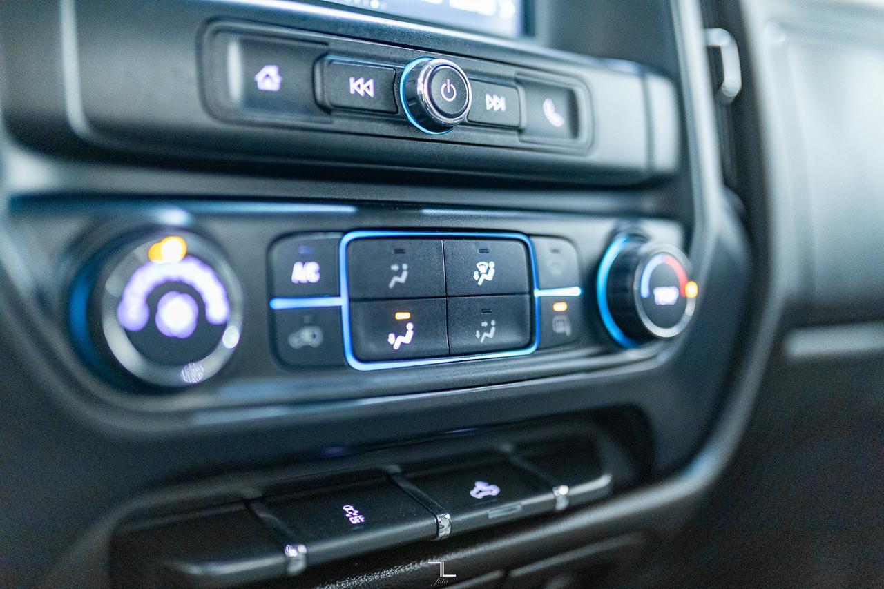 2019 GMC Sierra 2500HD 4x4 Reg Cab WT Longbox BCam Red Deer AB