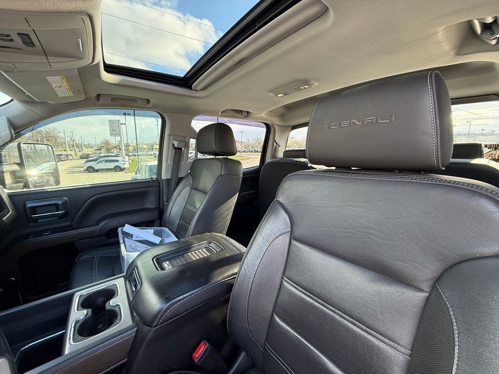 2019 GMC Sierra 2500HD Denali Crestwood KY