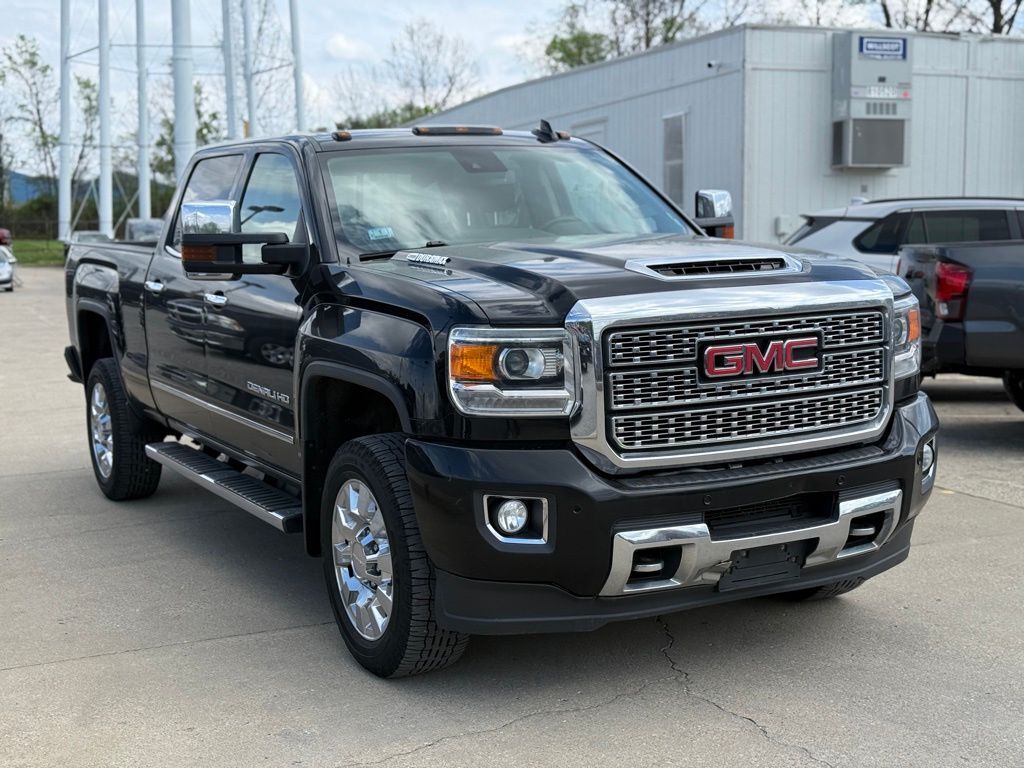 2019 GMC Sierra 2500HD Denali Crestwood KY