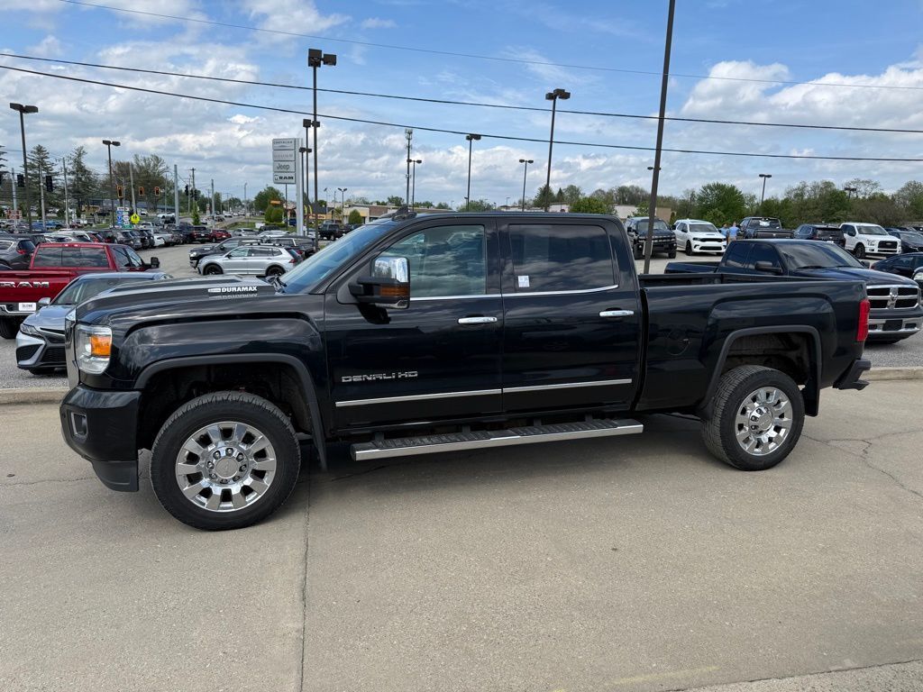 2019 GMC Sierra 2500HD Denali Crestwood KY