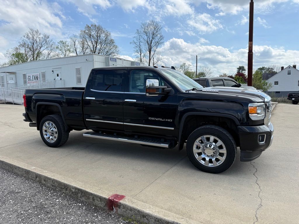 2019 GMC Sierra 2500HD Denali Crestwood KY