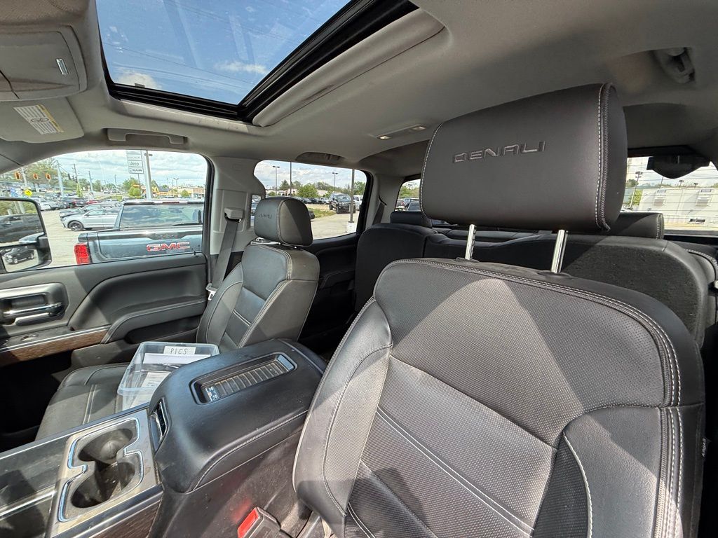 2019 GMC Sierra 2500HD Denali Crestwood KY