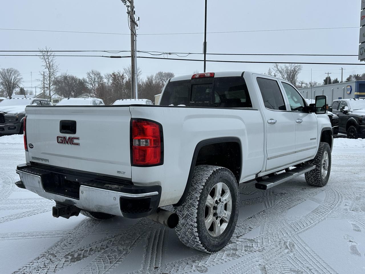 2019 GMC Sierra 2500HD SLT Redwater AB