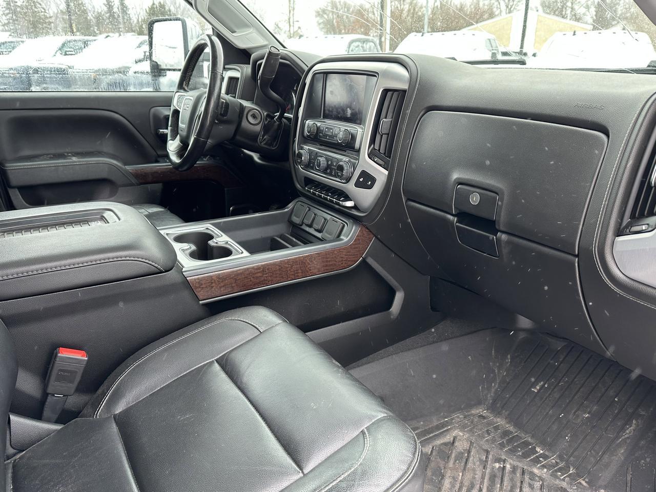 2019 GMC Sierra 2500HD SLT Redwater AB