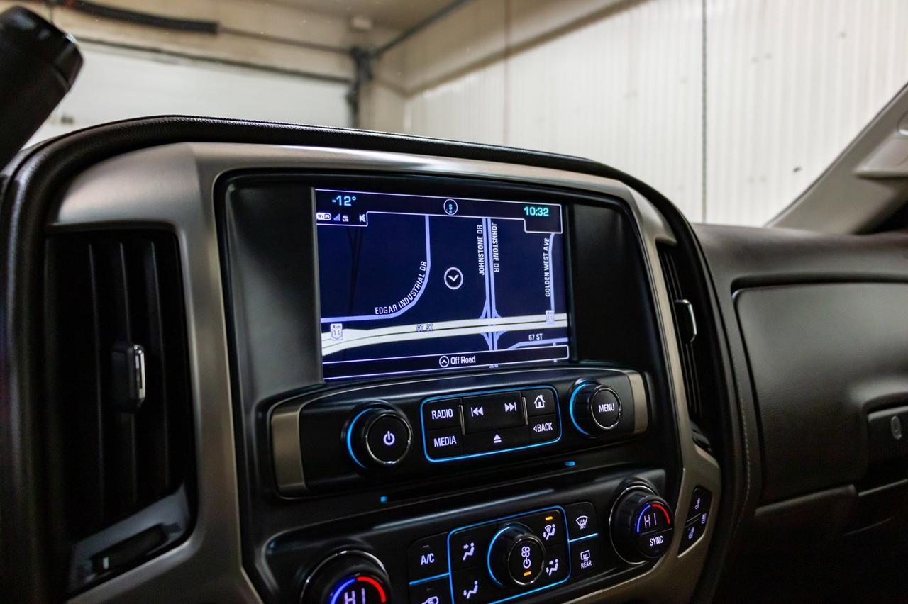 2019 GMC Sierra 3500HD 4x4 Crew Cab Denali Diesel Leather Roof Nav Red Deer AB