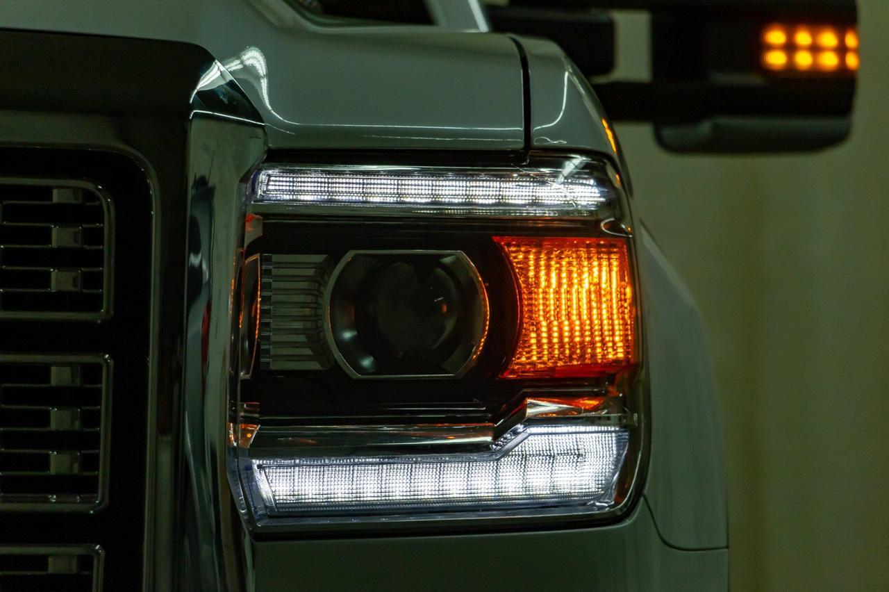 2019 GMC Sierra 3500HD 4x4 Crew Cab Denali Diesel Leather Roof Nav Red Deer AB