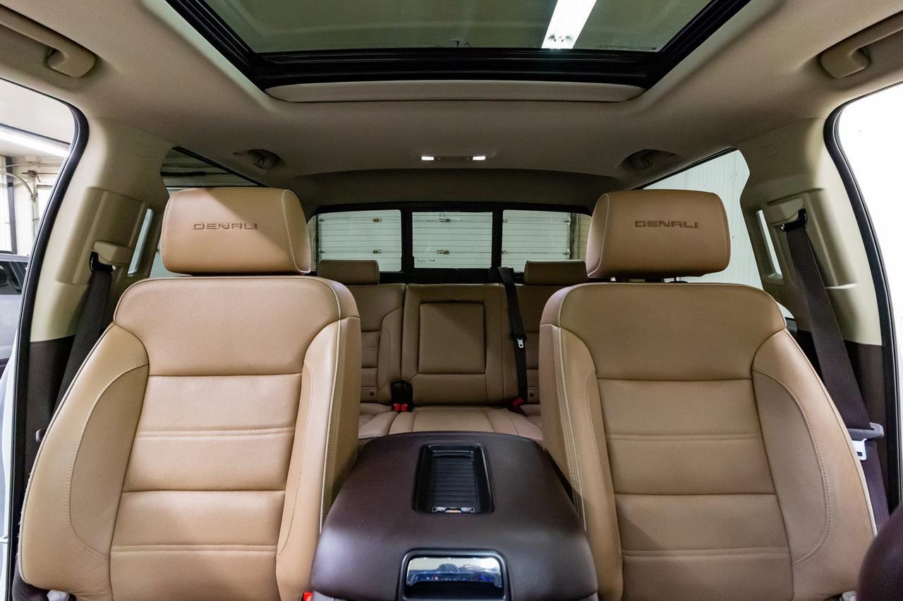 2019 GMC Sierra 3500HD 4x4 Crew Cab Denali Diesel Leather Roof Nav Red Deer AB