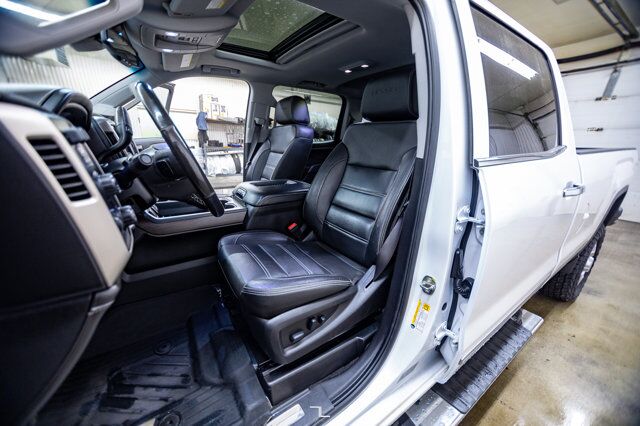 2019 GMC Sierra 3500HD 4x4 Crew Cab Denali Diesel Longbox Leather Roof Nav Red Deer AB