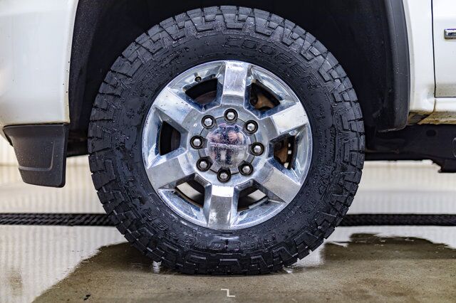 2019 GMC Sierra 3500HD 4x4 Crew Cab Denali Diesel Longbox Leather Roof Nav Red Deer AB