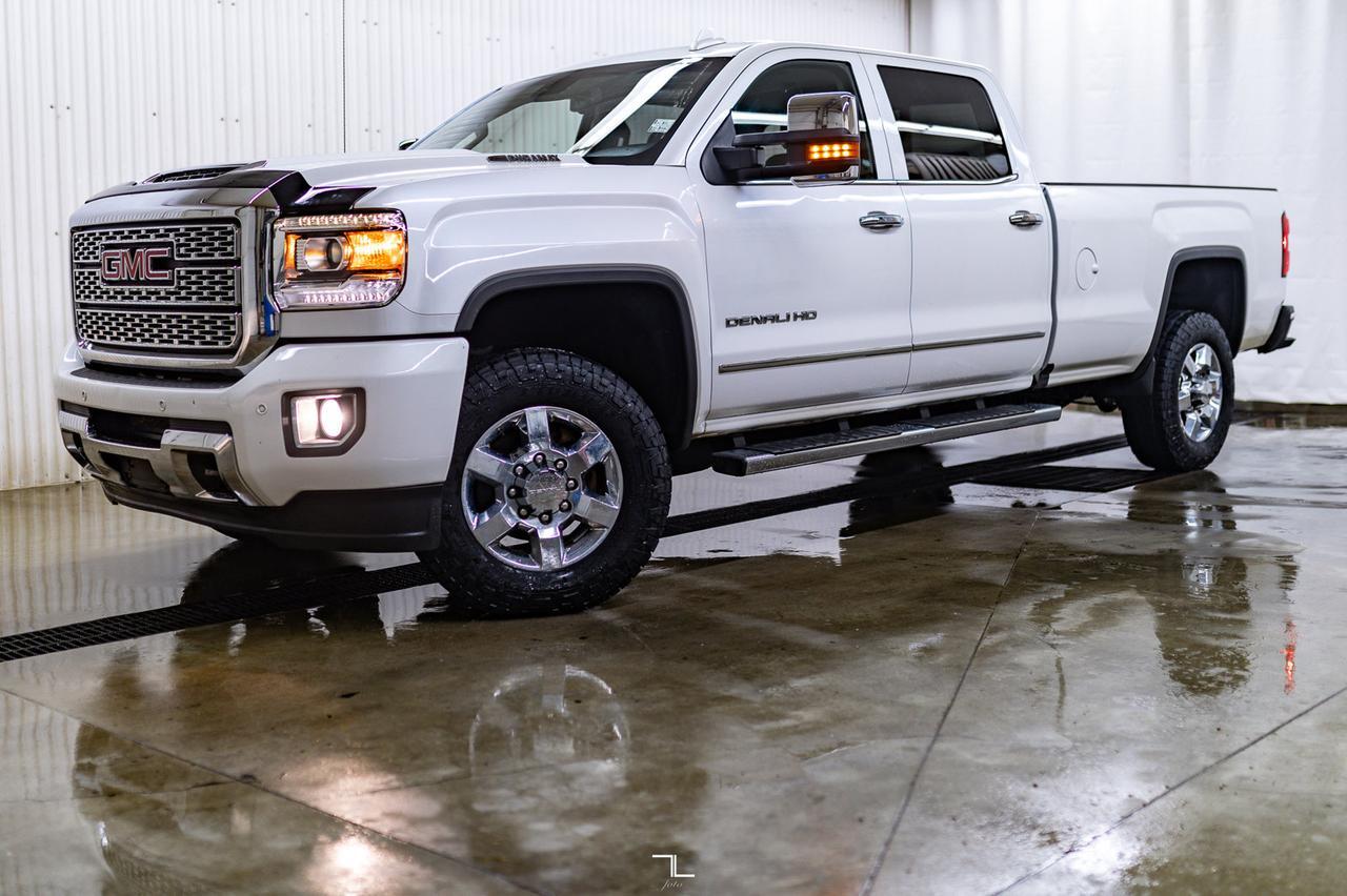2019 GMC Sierra 3500HD 4x4 Crew Cab Denali Diesel Longbox Leather Roof Nav Red Deer AB