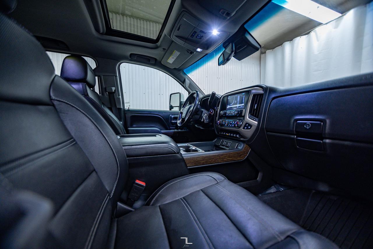 2019 GMC Sierra 3500HD 4x4 Crew Cab Denali Diesel Longbox Leather Roof Nav Red Deer AB