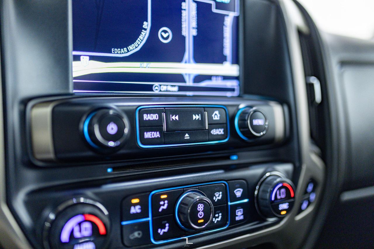 2019 GMC Sierra 3500HD 4x4 Crew Cab Denali Diesel Longbox Leather Roof Nav Red Deer AB