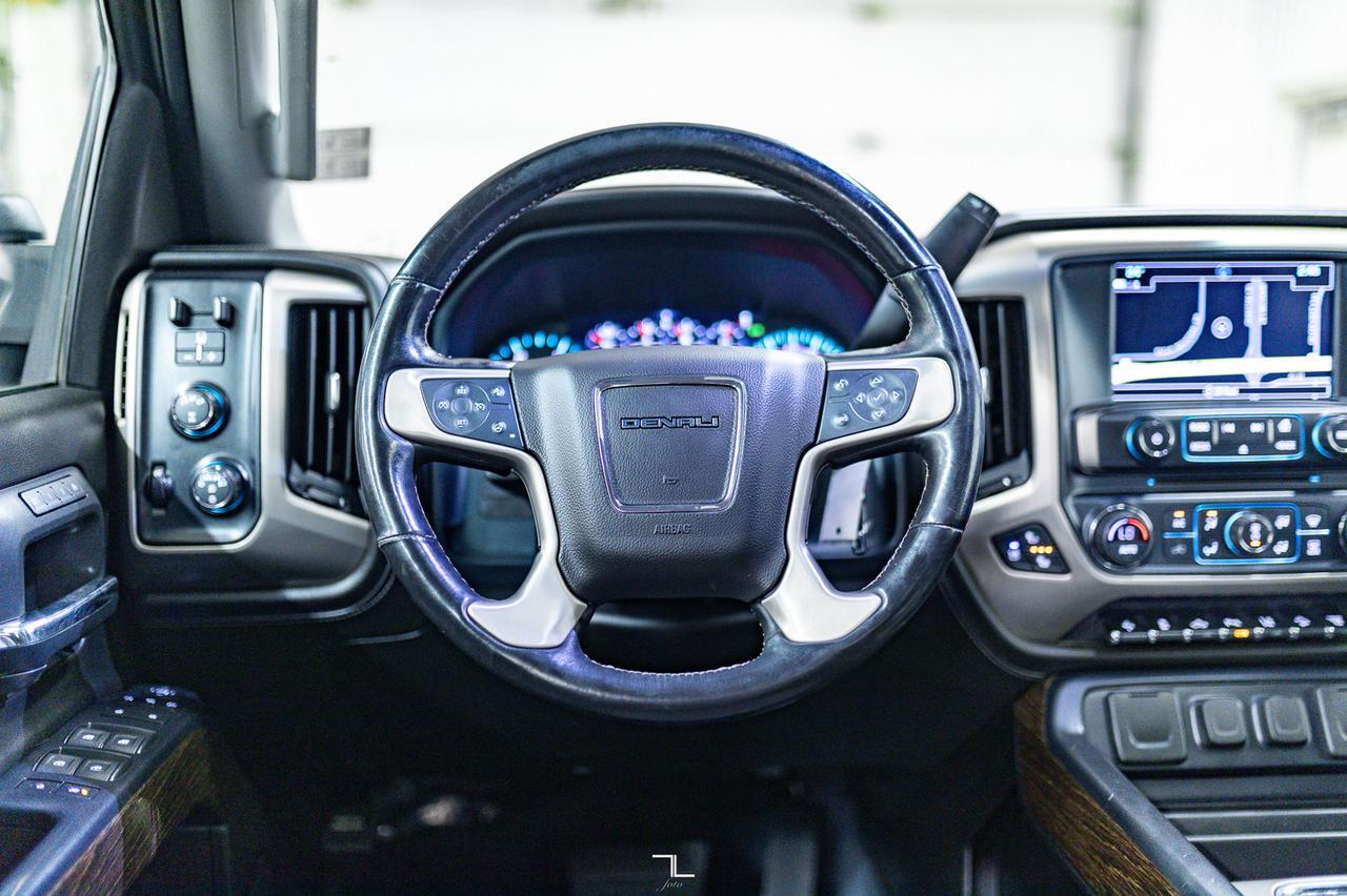 2019 GMC Sierra 3500HD 4x4 Crew Cab Denali Diesel Longbox Leather Roof Nav Red Deer AB