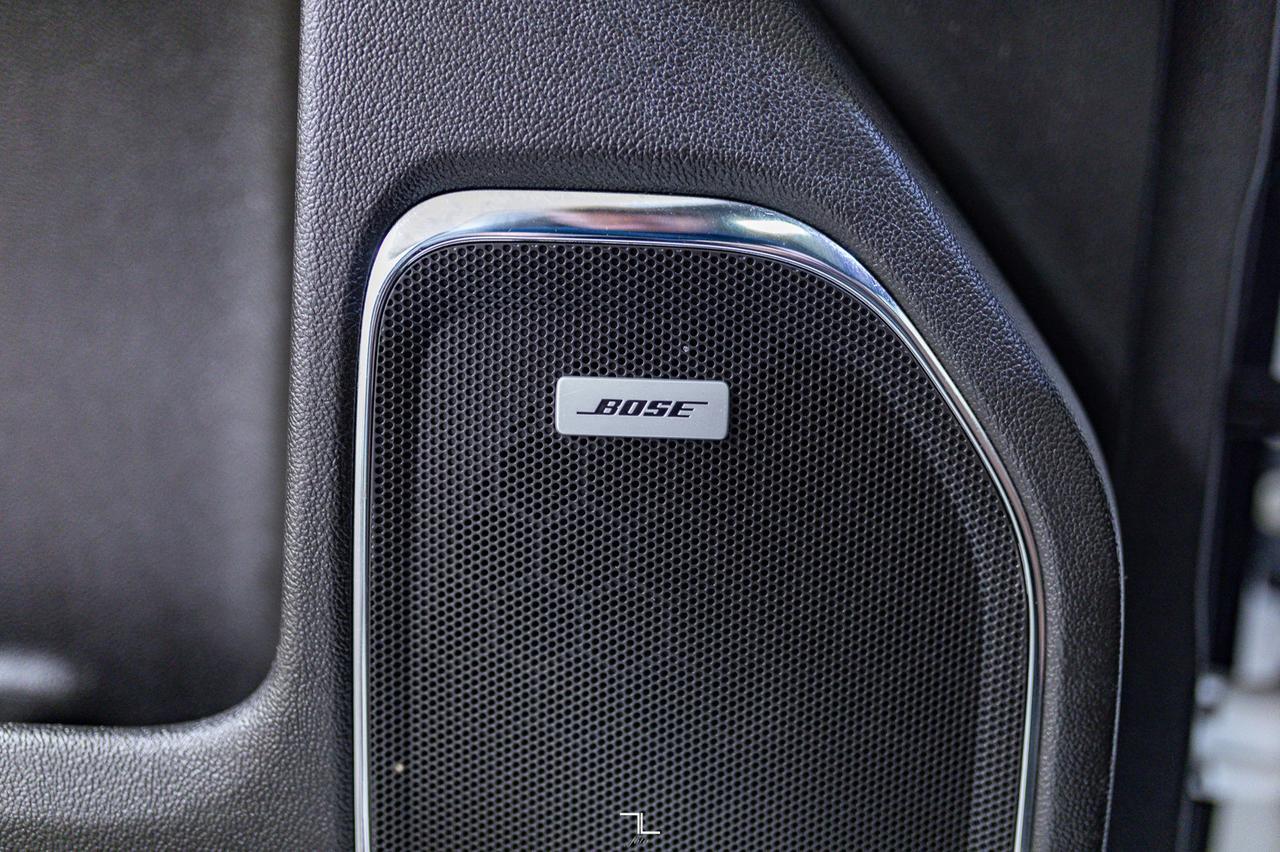 2019 GMC Sierra 3500HD 4x4 Crew Cab Denali Diesel Longbox Leather Roof Nav Red Deer AB