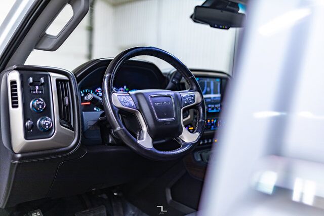 2019 GMC Sierra 3500HD 4x4 Crew Cab Denali Diesel Longbox Leather Roof Nav Red Deer AB