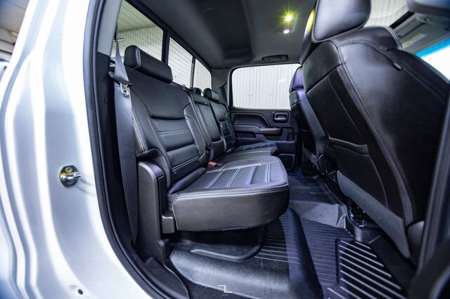 2019 GMC Sierra 3500HD 4x4 Crew Cab Denali Diesel Longbox Leather Roof Nav Red Deer AB