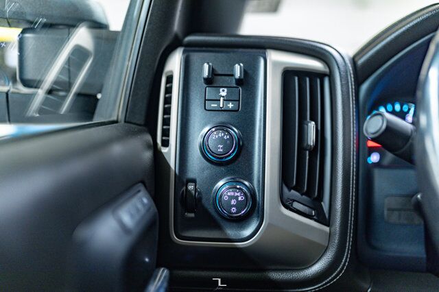 2019 GMC Sierra 3500HD 4x4 Crew Cab Denali Diesel Longbox Leather Roof Nav Red Deer AB