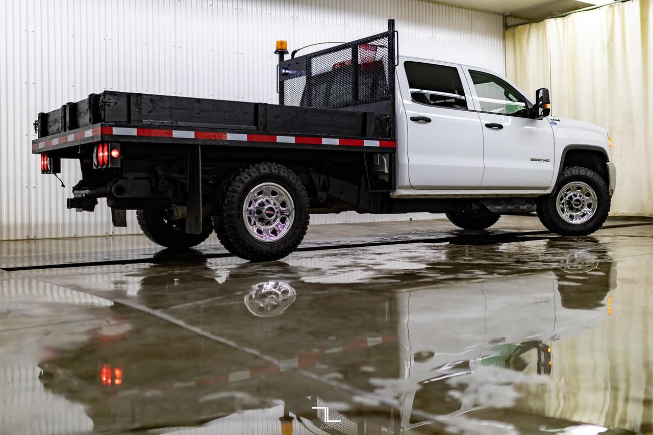 2019 GMC Sierra 3500HD 4x4 Crew Cab SLE Deck Diesel Red Deer AB
