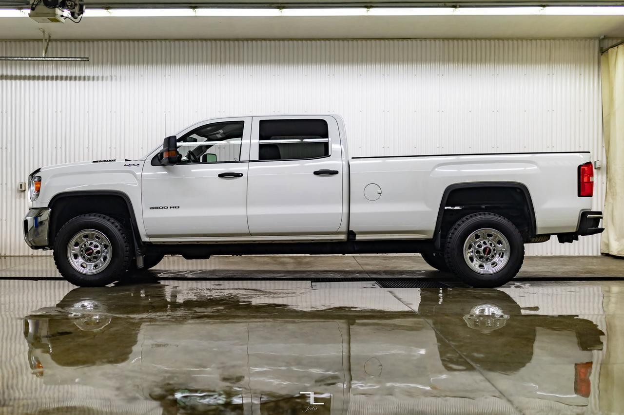 2019 GMC Sierra 3500HD 4x4 Crew Cab SLE Longbox Diesel BCam Red Deer AB