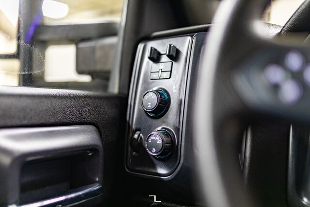 2019 GMC Sierra 3500HD 4x4 Crew Cab SLE Longbox Diesel BCam Red Deer AB