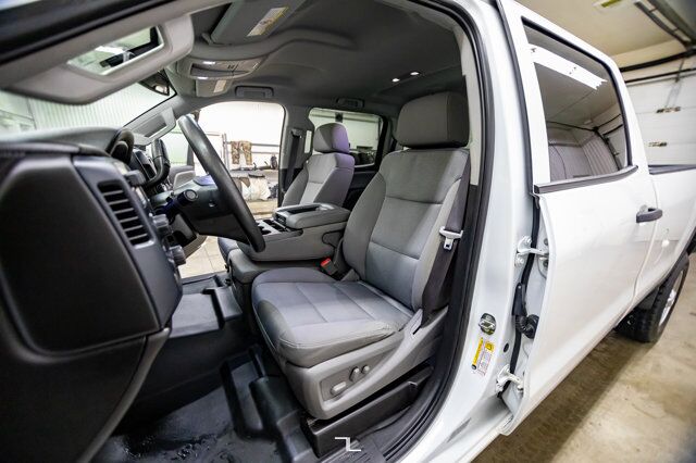 2019 GMC Sierra 3500HD 4x4 Crew Cab SLE Longbox Diesel BCam Red Deer AB