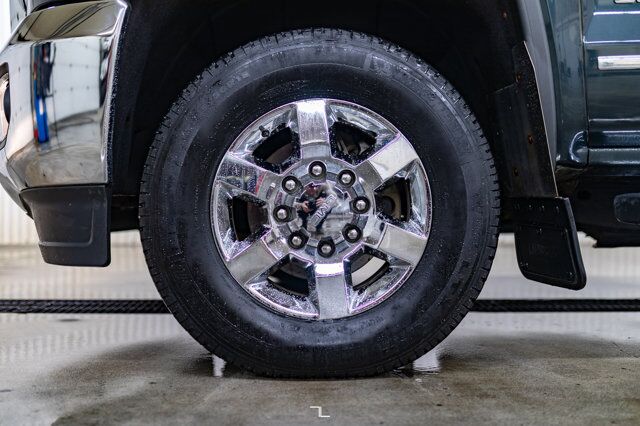 2019 GMC Sierra 3500HD 4x4 Crew Cab SLT Diesel Leather Nav BCam Red Deer AB