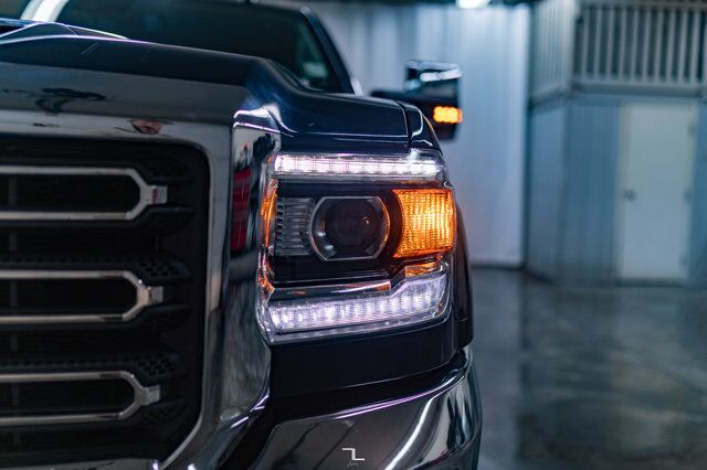 2019 GMC Sierra 3500HD 4x4 Crew Cab SLT Diesel Leather Nav BCam Red Deer AB