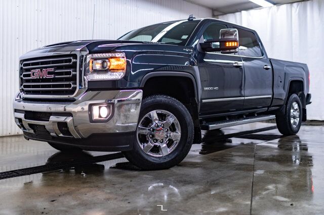 2019 GMC Sierra 3500HD 4x4 Crew Cab SLT Diesel Leather Nav BCam Red Deer AB